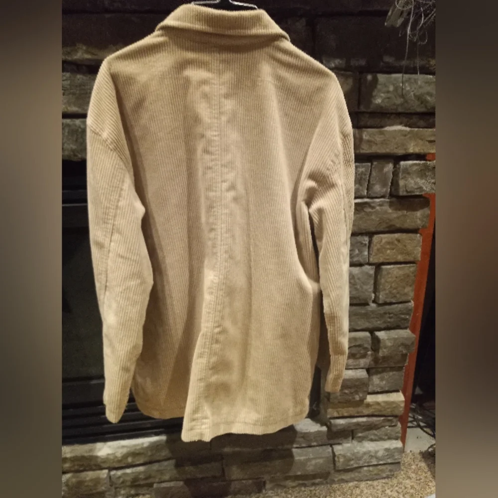 Jacket - Picture 2 of 3